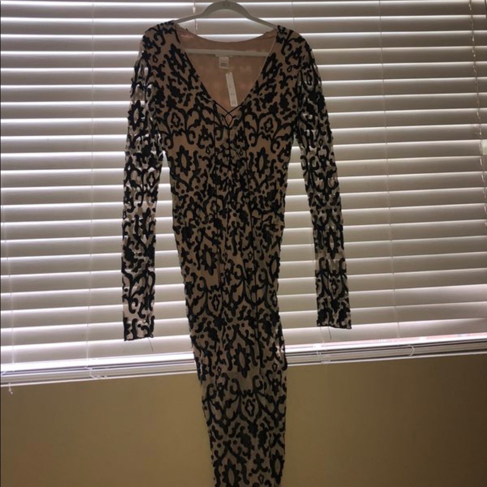 Squee Lace Dress